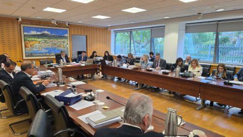 Για κάθε €1.000 αύξηση αφορολόγητου χάνονται έσοδα €30 εκ. λέει ο Έφ. Φορολογίας στην Επ. Οικονομικών