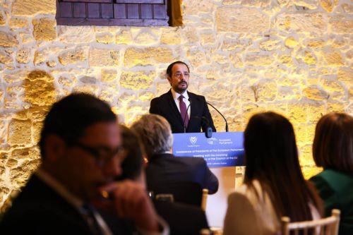 Εκπλήρωση κυπρογενών της υποχρεώσεων αναμένει από Άγκυρα ο ΠτΔ