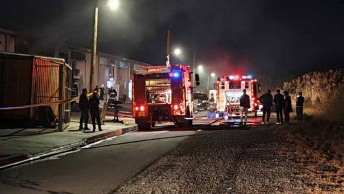 Εκτεταμένες ζημιές από πυρκαγιά σε εγκαταλελειμμένο υποστατικό στον Ύψωνα