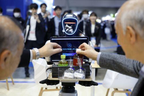 Ο δήμαρχος Λονδίνου εκφράζει φόβους για μαζική ανεργία εξαιτίας της ΤΝ