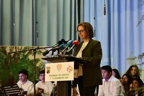 Η προστασία της φύσης δεν αρχίζει και τελειώνει σε πολιτικές, λέει η Επ. Περιβάλλοντος