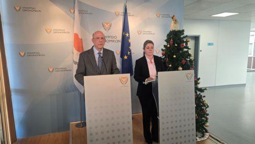 FinMin ready to accept higher tax-free threshold after meeting with parties