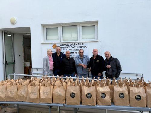 Ο ΕΟΑ Λάρνακας και δύο εταιρείες ενισχύουν 100 άπορες οικογένειες