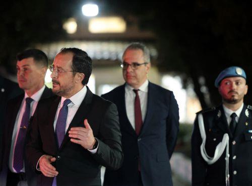 Συνάντηση διαπραγματευτών για γενική ανασκόπηση εν αναμονή ανακοινώσεων από ΓΓ ΟΗΕ