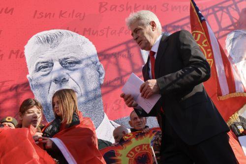 Την καταδίκη του πρώην Προέδρου Κοσόβου για εγκλήματα πολέμου ζήτησαν οι εισαγγελείς