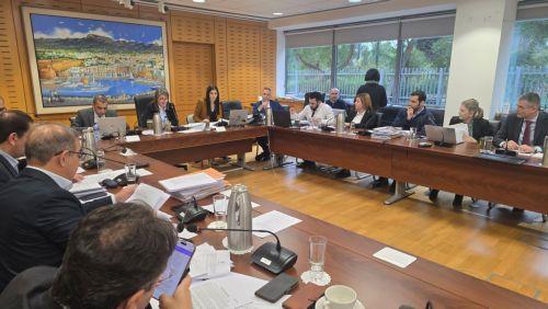 Επ. Οικονομικών: Κοινή θέση κομμάτων για αφαίρεση πρόνοιας για φορολόγηση τ. προνοίας