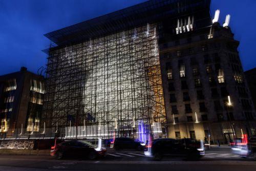 Nicosia speaks of wrong political message by absence of enlargement conclusions, sources say