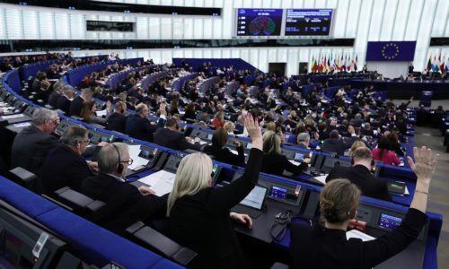 Ψηφίστηκαν προστατευτικές ρήτρες για τη συμφωνία ΕΕ-Mercosur στην Ευρωβουλή