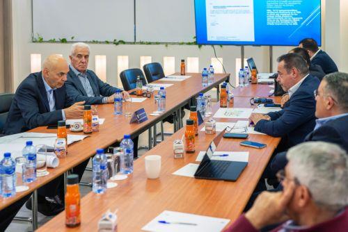 Προσπαθούμε να δώσουμε λύσεις στη βιομηχανική Αγ.Αθανασίου είπε ο Υπ.Μεταφορών