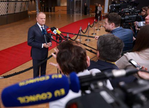 Τουσκ: Kαταρχήν συμφωνία ηγετών ΕΕ για εξέταση επιλογής χρηματοδότησης Ουκρανίας μέσω ρωσικών στοιχείων