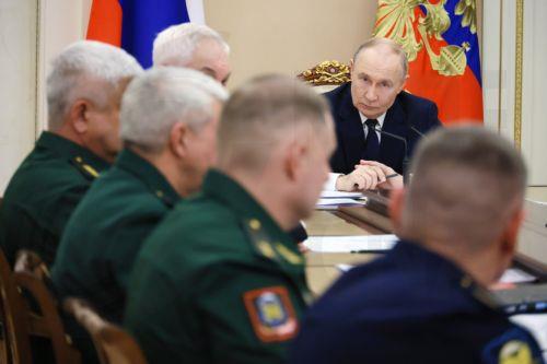 Η Ρωσία λέει ότι θα επανεξετάσει τη θέση της στις διαπραγματεύσεις μετά την κατ ισχυρισμόν επίθεση κατά Πούτιν