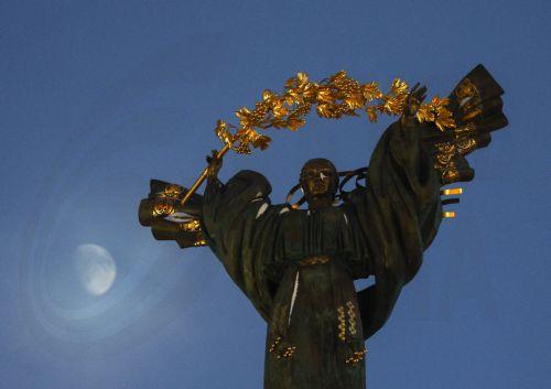 «Η συμφωνία ειρήνης είναι έτοιμη κατά το 90%, μένει το 10%», δηλώνει ο Ζελένσκι