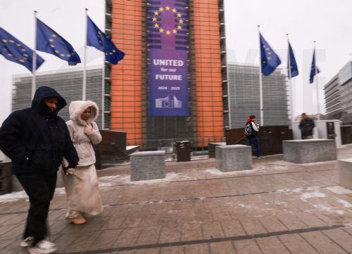 Η ΕΕ δεν αναγνωρίζει Ροδρίγκες ως δημοκρατικά εκλεγμένη αλλά θα διατηρήσει επαφές με νέες αρχές Βενεζουέλας