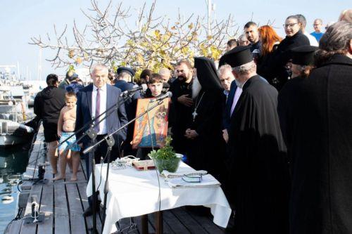 Με λαμπρότητα ο εορτασμός των Θεοφανείων στο λιμάνι του Λατσιού