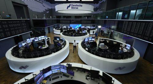 Βουτιά σημειώνουν τα ευρωπαϊκά χρηματιστήρια εν μέσω άλματος των τιμών ενέργειας