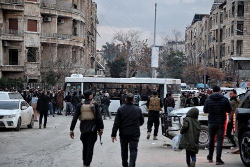 H EE ζητά τερματισμό των εχθροπραξιών στο Χαλέπι