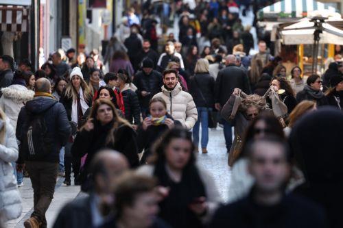 Mayıs ayında kayıtlı işsizlerde yüzde yıllık bazda 7,6 artış oldu