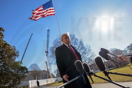 Ο Τραμπ λέει ότι ενημερώθηκε πως «σταματούν» οι δολοφονίες διαδηλωτών στο Ιράν