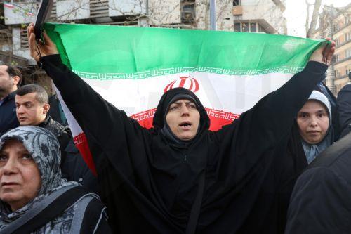 Κλιμακώνεται η διεθνής κατακραυγή για Ιράν εν αναμονή νέων δηλώσεων Τραμπ