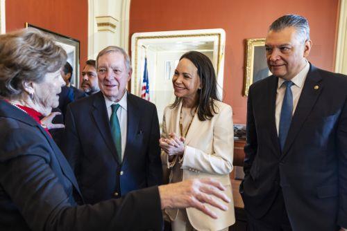 Η Ματσάδο λέει πως πρόσφερε στον Τραμπ το μετάλλιο του βραβείου Νόμπελ Ειρήνης