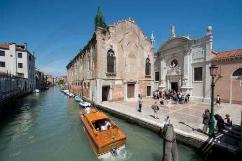 Πέραν των 150 εκδηλώσεων με 470 καλλιτέχνες στη Βενετία για την Μπιενάλε
