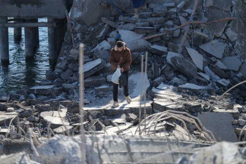 Κυβερνητιικές δυνάμεις Συρίας επιτέθηκαν σε φυλακές με χιλιάδες μέλη ΙΚ λένε οι Κούρδοι