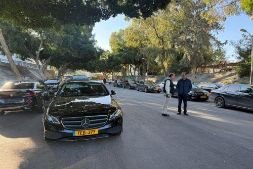 Χρειάζονται δραστικά μέτρα για αντιμετώπιση πειρατικών ταξί, είπε ο Πρόεδρος ΠΟΑΤ