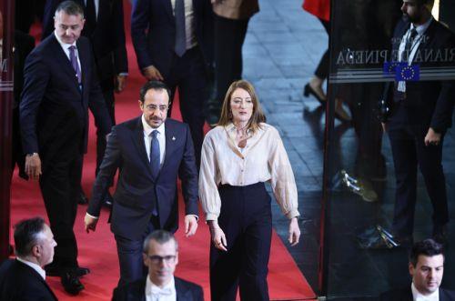 Τον Πρόεδρο Χριστοδουλίδη υποδέχθηκε στο Ευρωπαϊκό Κοινοβούλιο η Ρ. Μέτσολα [ΒΙΝΤΕΟ]