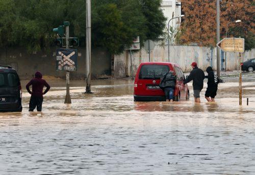 Τουλάχιστον 4 νεκροί από σφοδρές βροχοπτώσεις στην Τυνησία