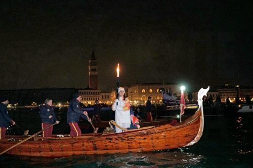 Η Ολυμπιακή Φλόγα έφτασε στην Κορτίνα της Ιταλίας