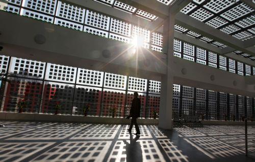 ΕΤΕπ: 3 δισ. για επενδύσεις σε απανθρακοποίηση κτιρίων και οδικών μεταφορών σε ΕΕ