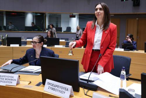 Θεσμική ισορροπία, στρατηγική αυτονομία, εσωτερικές μεταρρυθμίσεις, είπε η Ραουνά στην AFCO