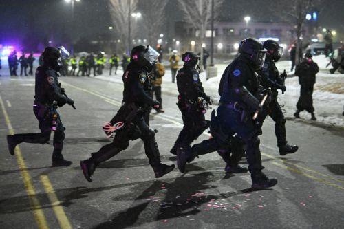 Ο Τραμπ προαναγγέλλει αποκλιμάκωση των επιχειρήσεων στη Μινεσότα