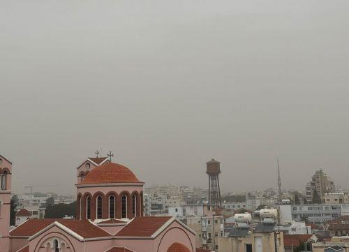 Eratosthenes, Kıbrıs üzerinde rekor seviyede Afrika tozu tespit etti