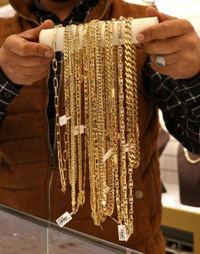 Υπό κράτηση 2 πρόσωπα για υπόθεση κλοπής χρυσαφικών με τέχνασμα