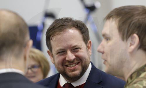 Φθάνει σήμερα  στην Κύπρο ο Βρετανός Υφ. Εξωτερικών