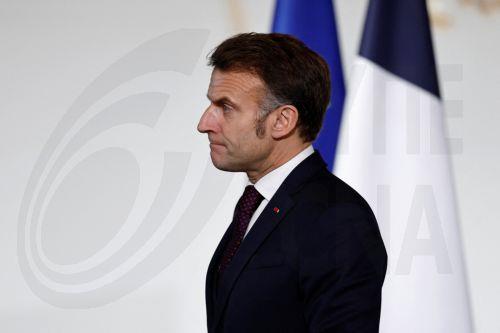 Λιγότερες ώρες πίσω από τις οθόνες επιθυμεί για τους μαθητές ο Μακρόν