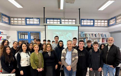 Πρώην αιχμάλωτος αφηγήθηκε τα δεινά του 74 σε μαθητές του Γυμνασίου Αποστόλου Παύλου Πάφου