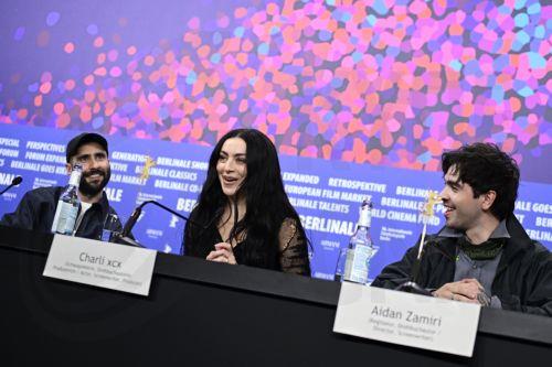 Στην Ιαπωνία τα γυρίσματα της νέας ταινίας του Takashi Miike με την Charli xcx