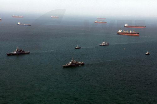 Το λιμάνι Ντουκμ του Ομάν χτυπήθηκε από drones, εκρήξεις σε Κατάρ, Ντουμπάι, Αμπου Ντάμπι