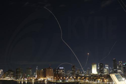 Το Λονδίνο δέχτηκε οι ΗΠΑ να χρησιμοποιήσουν βρετανικές στρατιωτικές βάσεις