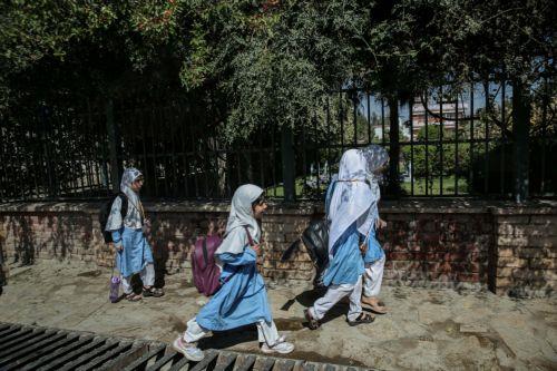 Πρώτη ανθρωπιστική πτήση της ΕΕ με διατροφική βοήθεια έφθασε στο Αφγανιστάν