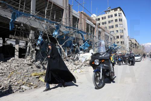 Το Ιράν καλεί το ΣΑ να τερματίσει τον πόλεμο, οι Φρουροί της Επανάστασης απειλούν με «κόλαση»