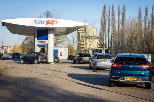 «Αν αυξηθούν, ας αυξηθούν», λέει ο Τραμπ για τιμές στα καύσιμα