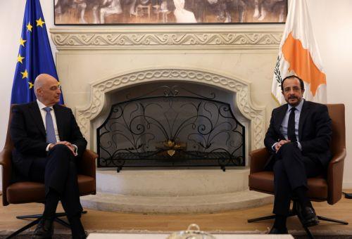 Η Ελλάδα είναι πάντα δίπλα στην Κύπρο, είπε ο Ν. Δένδιας