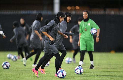 Η Αυστραλία φροντίζει τις γυναίκες Εθνικής Ιράν μετά την παρέμβαση Ν. Τραμπ