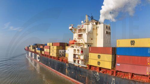 Ράιτ: Το πολεμικό ναυτικό ΗΠΑ θα συνοδεύει πλοία που διέρχονται από Χορμούζ «όταν θα είναι λογικό»