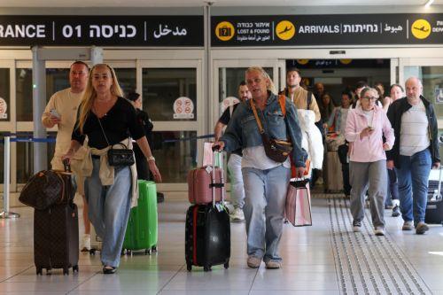 Συνεχίζονται οι καθυστερήσεις προς και από Ισραήλ μετά το χάος το Μπεν Γκουριόν