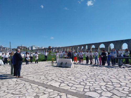 Η Κίνηση Γυναικών Εκτοπισμένων Κοινοτήτων Αμ/στου καθάρισε την περιοχή Καμάρες