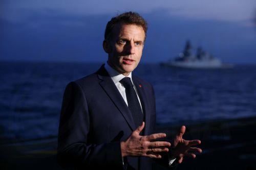 Μακρόν: Η παρουσία του ‘’Σαρλ ντε Γκολ’’ αποφασίστηκε για προστασία συμπατριωτών, συμμάχων, φίλων